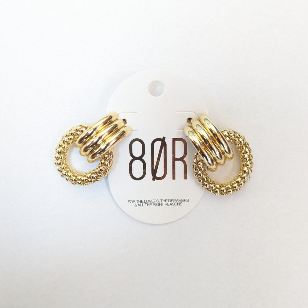Revolve Romance Hoops Gold Style 8OTH-WL1710